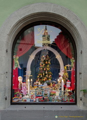  Käthe Wohlfahrt shop window